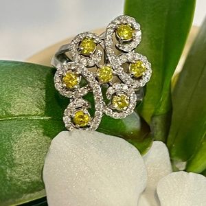 STUNNING show-stopper ring! Yellow & White Diamond Cocktail Ring size: 6.75